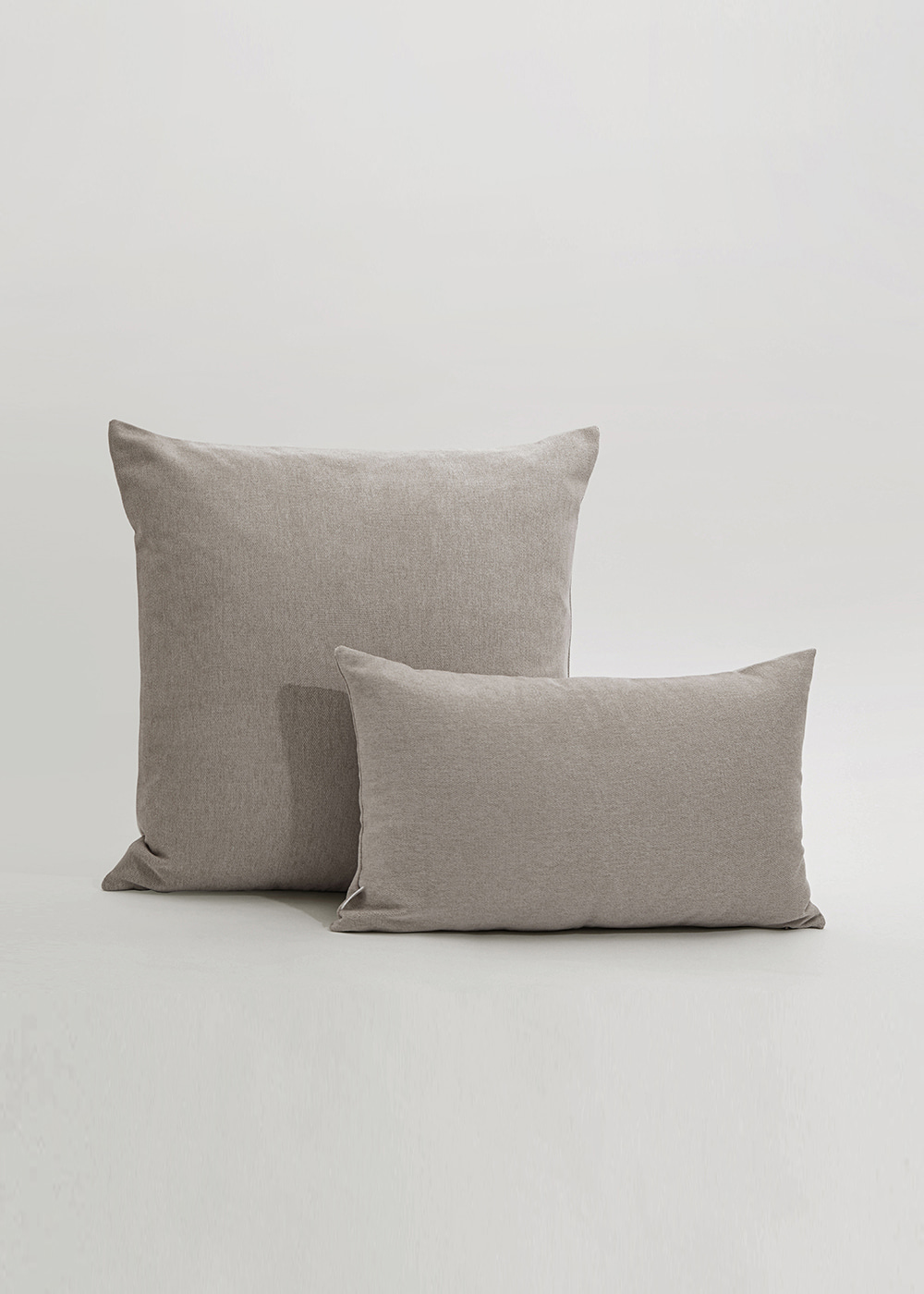 mont cushion gray