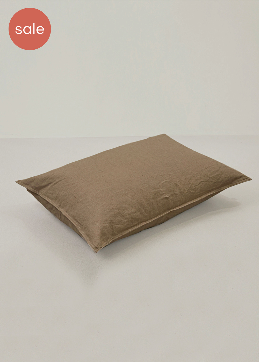 easy linen pillow cover, wood